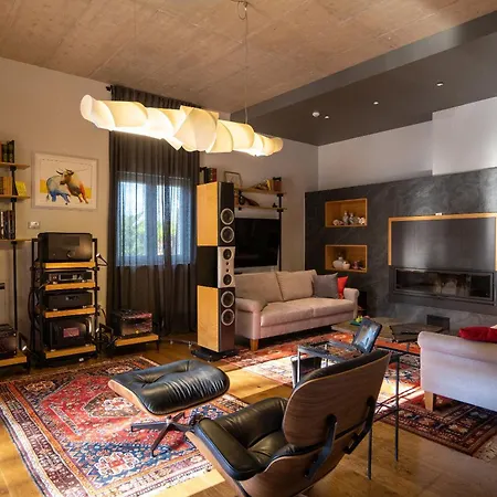 Hvar - Polyhymnia * Vrbanj